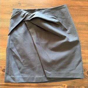 Elegant Women's Loft Skirt